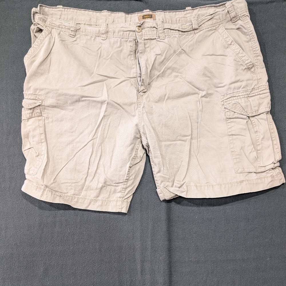 The Foundry Khaki Cargo Shorts - Men's Size 54